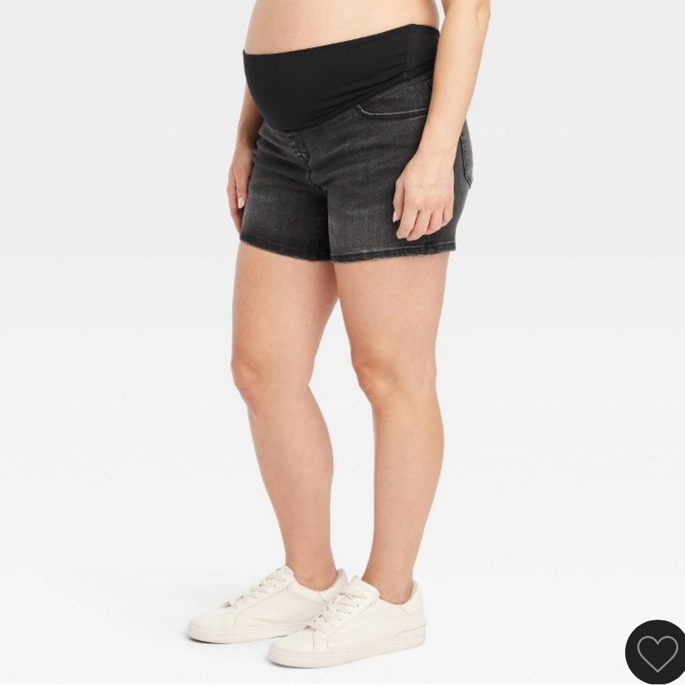 Isabel - Black Maternity Midi Shorts